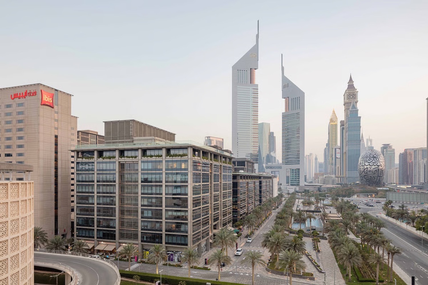 One Freezone Passport: Louis Vuitton startet in Dubai | Die Geissens Real Estate | Luxus Immobilien mit Carmen und Robert Geiss – Die Geissens in Dubai