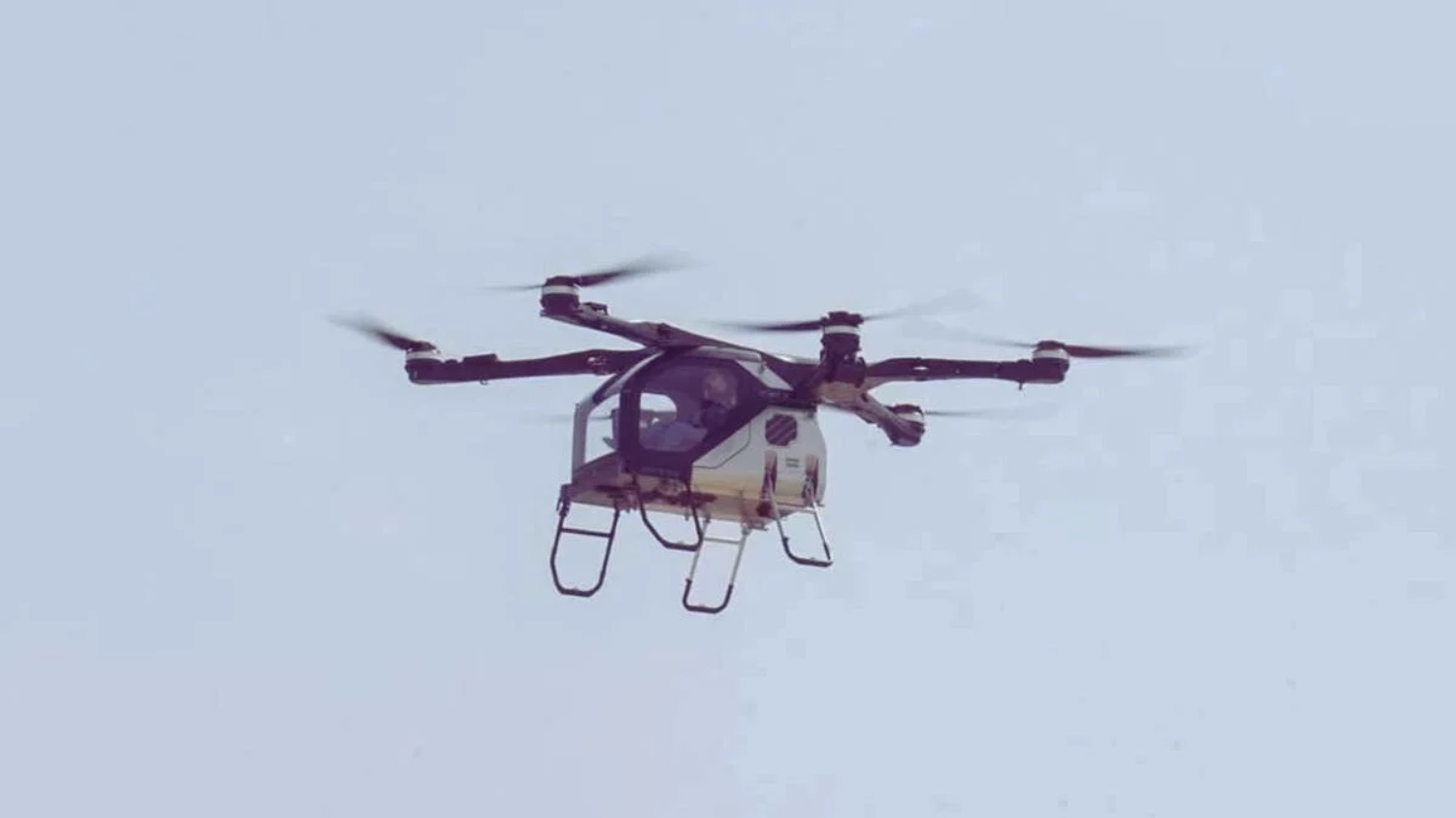 Elektro-Flugtaxi hebt in Ras Al Khaimah ab | Die Geissens Real Estate | Luxus Immobilien mit Carmen und Robert Geiss – Die Geissens in Dubai