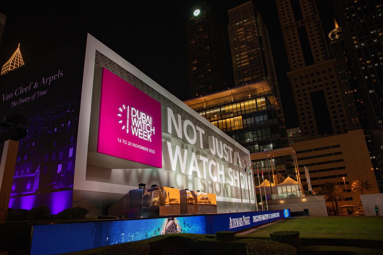 Dubai Watch Week 2025: Warum diese Messe alle überstrahlte | Die Geissens Real Estate | Luxus Immobilien mit Carmen und Robert Geiss – Die Geissens in Dubai
