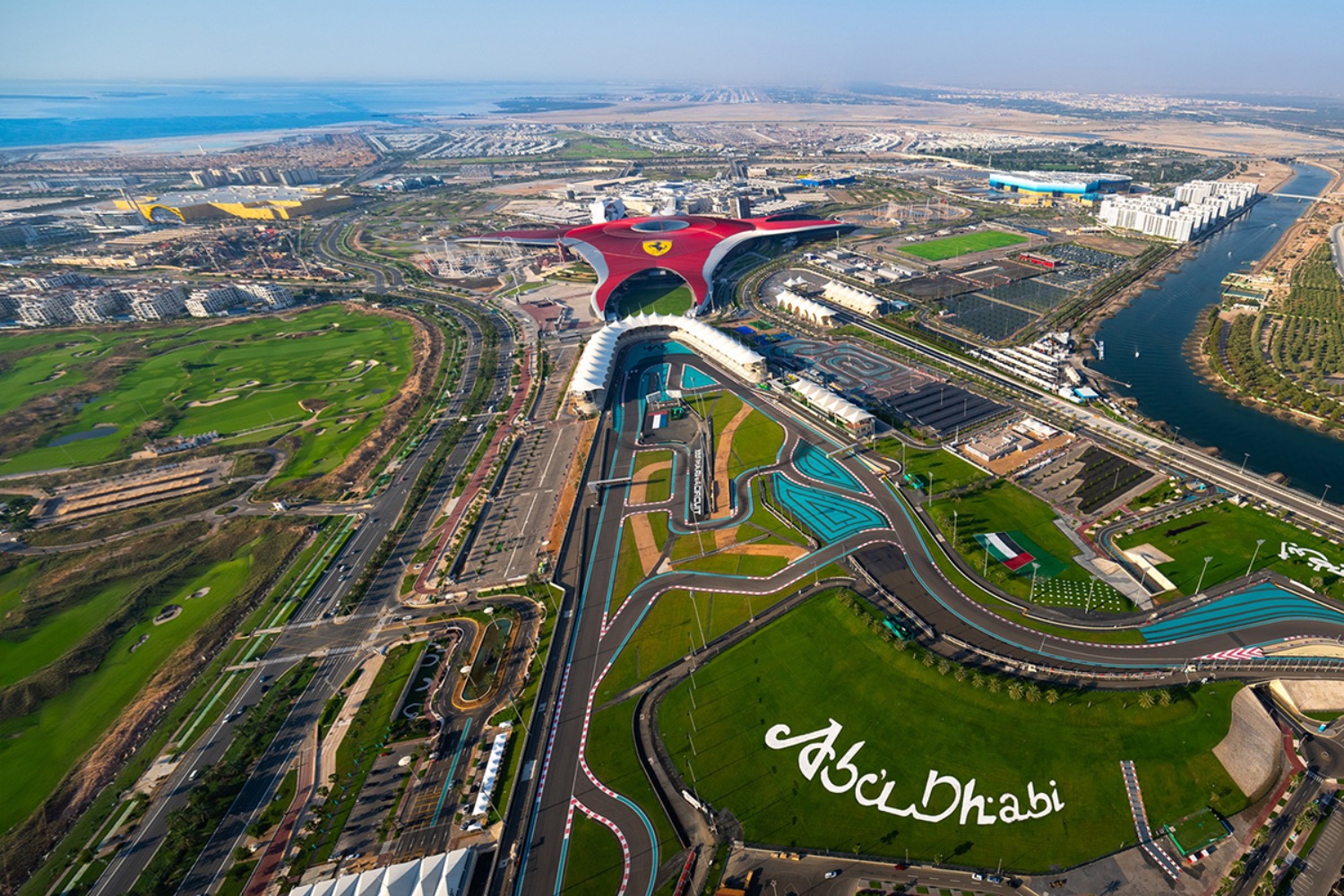 Abu Dhabi Grand Prix 2025: KI-Drohnen, autonome Shuttles und 3.000 Taxis | Die Geissens Real Estate | Luxus Immobilien mit Carmen und Robert Geiss – Die Geissens in Dubai
